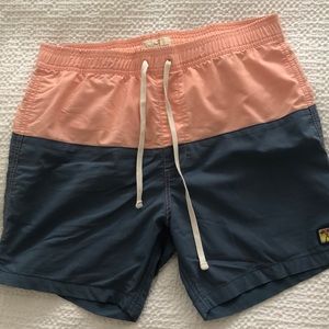 Marine layer swim shorts w/drawstring and back Velcro pocket. Size M.